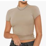 Reoria Short Sleeve Crop Tee Square Neck Crop Tops Slim Fit Y2k Tan Size L Photo 2