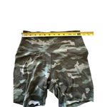 Victoria's Secret Pink Victoria Secret Shorts Womens Green Camo Print Active Ultimate Yoga Medium Photo 2