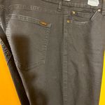 Jennifer Lopez Women's elegant jeans. . Photo 3