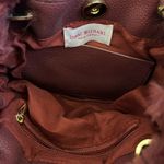 Isaac Mizrahi Crossbody Bag Womens Burgundy Faux Fur Pom Pom Chain Strap Mini Photo 3