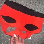 Reebok Nwt  red light weight cutout sports bra xs/s athletic sweatproof  fabric Photo 4