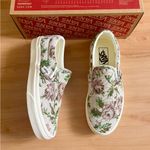 Vans  Classic Slip-On Tapestry Floral Women 9.0 US Mens 7.5 US Photo 2