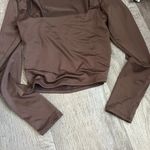 Live in the Moment  xs brown top Photo 2