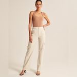 Abercrombie & Fitch Relaxed Cargo Pant in Cream Size 8/29 Long Photo 5