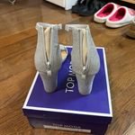 Windsor Heels Photo 3