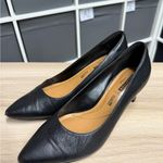 Clarks Collection by Clark’s Classic Black Leather Women's Pumps Photo 4
