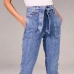Abercrombie & Fitch  Ulta High Rise Belted Denim Jeans Women’s Size 26 2‎ Photo 0