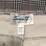 Seven7  Womens Plus XXL 2X Plaid Leggings Pull On Pants Red Black White Photo 2