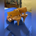 Liz Claiborne  cork heels size 7.5‎ Photo 5