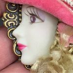 Vintage Porcelain Face Victorian Lady Head Brooch 18g Photo 5