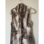 CAbi  Aspen Faux Fur Full Zip Pockets Stylish Winter Outerwear Vest XS Photo 9