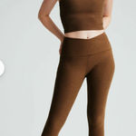 Beyond Yoga  Brown Spacedye Bold Shoulder Cropped Tank & Legging Set Size: M Photo 0