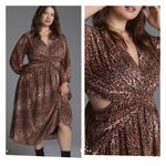 Anthropologie  Floral Cut-Out Midi Dress. Photo 5