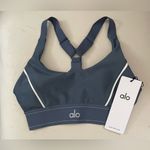Alo Yoga NWT Airlift Suit Up Sports Bra Bluestone White Size XS Photo 5