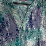 Laura Scott  large blouse Photo 4