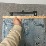 Old Navy  Women Size 14‎ Sky High Straight Distressed Denim Stretch Shorts Photo 2