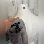 Forever 21 Gray sweater  Photo 4