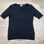 New York & company Black V Photo 0