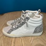 Vintage Havana  Shimmer High Top Sneakers Zip Up Silver Glitter Women’s Size 7.5 Photo 3