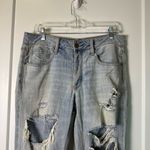 American Eagle  Tomgirl Light Wash Distressed High Rise Jean 6R Photo 2