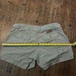Cabela's Cabela’s tan khaki 7 pocket hiker outdoorsy shorts size 10 Photo 3