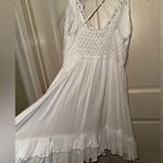 Chelsea and Violet 🌼 white dress Photo 3