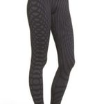 Alo Yoga  airbrush highline legging grey and black size S Photo 3