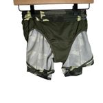 Lululemon Hotty Hot Low Rise Short 4" - size 4 Photo 8