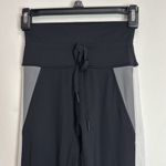 Aerie Offline Goals Hi-Rise 7/8 leggings Black White Gray Colorblock Size S Photo 2