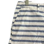 Old Navy  Womens Shorts Size 8 Blue White Striped Flat Front Cotton Nautical Boat Photo 3