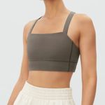 Everlane The Perform Cropped Top Dark Forest Taupe Size Medium Photo 2