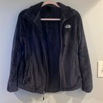 The North Face  fuzzy winter jacket size small Photo 0