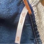 Free People Distressed Denim Jacket Knitted Sleeves Hood XS Excellent Condition Photo 5