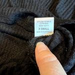 Gibsonlook Womens Black‎ Waffle Knit V-Neck Long Sleeve Top Size XS Photo 2