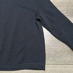 Athleta  Flurry Seamless Crop Long Sleeve Thumbholes Textured Hoodie Size Small Photo 7