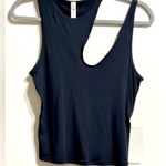 Lululemon  Shoulder Cut Out Yoga Tank Size 4 Photo 0