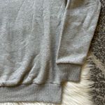 Reebok  gray relaxed fit crewneck sweatshirt Photo 10