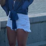 Final Touch Tie In Front Top Photo 1