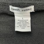Sweet Romeo Outlined Star Oversized Turtleneck Sweater Black Grey White Size L Photo 3