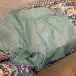 Lululemon Hotty Hot Short 2.5” Photo 0