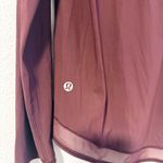 Lululemon Mix & Mesh Long Sleeve Size 6 Photo 6
