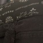 FINAL MARKDOWN Riders cropped jeans 14 Photo 4