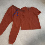 Large auburn Zamora  Jogger Scrub Pants + Medium Casma figs scrub top Photo 1