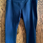 The North Face  Blue Capri Leggings Woman’s Size XL Photo 0