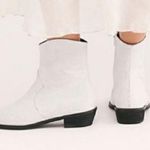 Free People  NEW Luke Western White Croc Point Toe Zip Ankle Bootie Boot Photo 2