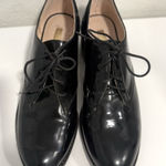 Louise et Cie  Black Patent Almond Toe Lace-Up Oxfords Size 7 EUC Photo 0