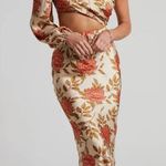 Showpo Dress Photo 3