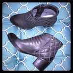 Clarks EUC Movie retro booties grey sz 7.5 Photo 1