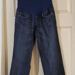 A pea in the pod  maternity jeans are a size Small. Photo 0