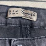 Denim & Co Denim Co SZ 4 black distressed skinny jeans Photo 3